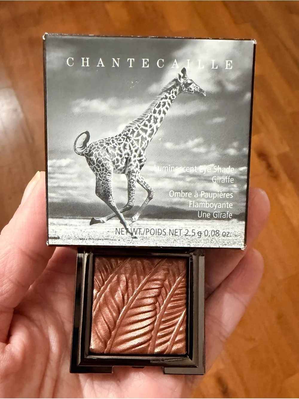 Chantecaille Giraffe Luminiscent Eye Shade - Giraffe Burnished brown